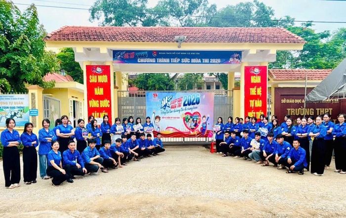 Những lời chúc giản dị cùng sự đồng hành của các tình nguyện viên áo xanh đã góp phần tiếp thêm động lực cho các sĩ tử khi bước vào kỳ thi quan trọng; lan tỏa hình ảnh đẹp của tuổi trẻ Thanh Hóa và góp phần làm nên thành công chung của kỳ thi năm nay.