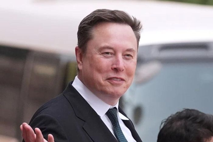 Ông Elon Musk bác bỏ các cáo buộc mạng xã hội làm gia tăng căng thẳng xã hội tại Belfast và cho rằng chính là các chính sách nhập cư quy mô lớn. Ảnh: Reuters.