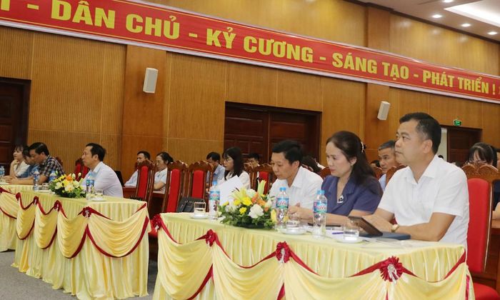  Các đại biểu tham dự hội nghị Thông báo nhanh kết quả Đại hội đại biểu toàn quốc Hội Nông dân Việt Nam lần thứ IX. 