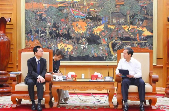 Đồng chí Phạm Hoàng Sơn tiếp đại diện lãnh đạo Tập đoàn Soosan.