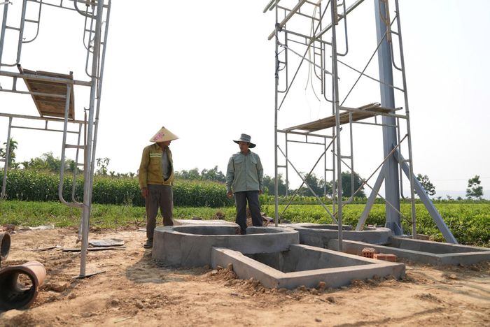 Các biện pháp công trình để đảm bảo thủy lợi, chống hạn cho cây trồng đang được đầu tư ở nhiều địa phương. Ảnh: MINH KHÁNH