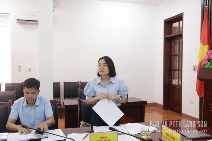 Lãnh đạo Chi cục Thủy lợi giải đáp một số kiến nghị của các xã