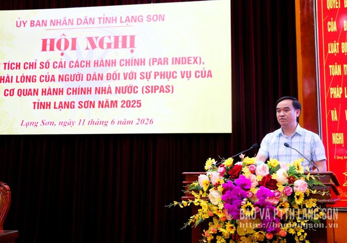 Lãnh đạo UBND xã Tân Thành phát biểu ý kiến tại hội nghị