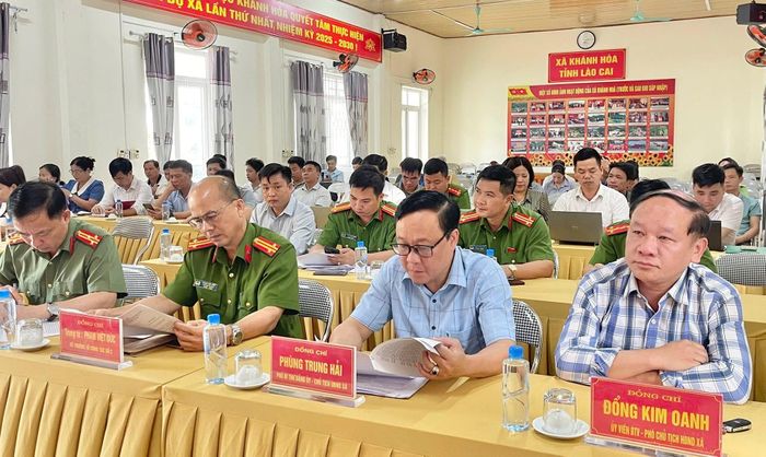 Các đại biểu dự hội nghị.