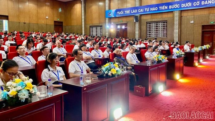 Quang cảnh phiên thứ nhất Đại hội đại biểu Hội Liên hiệp Thanh niên Việt Nam tỉnh Lào Cai lần thứ I, nhiệm kỳ 2026 - 2029