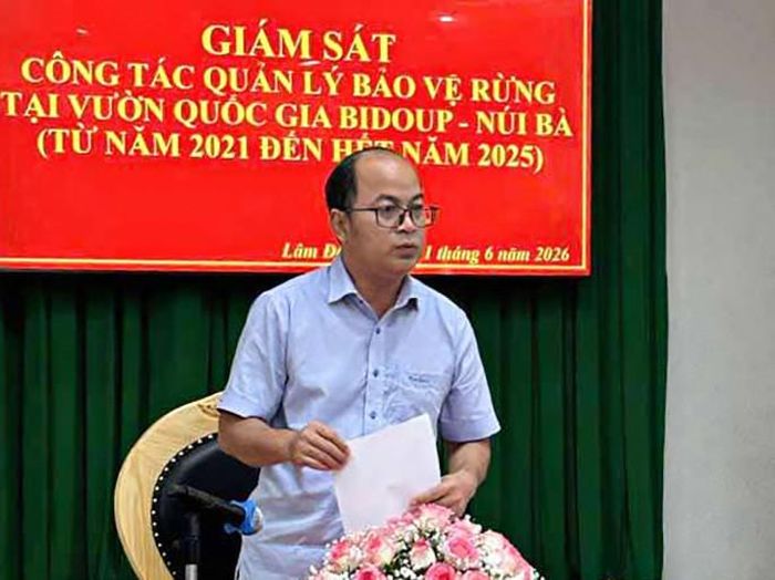 Đồng chí Y Quang BKrông, Ủy viên Ban Thường vụ Tỉnh ủy, Phó Chủ tịch HĐND tỉnh phát biểu kết luận buổi làm việc (Ảnh: Nam Phong)
