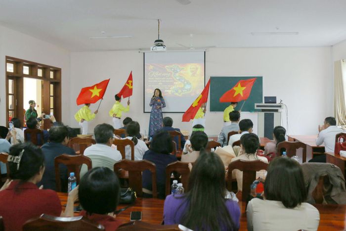 Nhiều thí sinh tham dự hội thi ở Cụm thi số 1 - khu vực Đà Lạt có sự chuẩn bị công phu