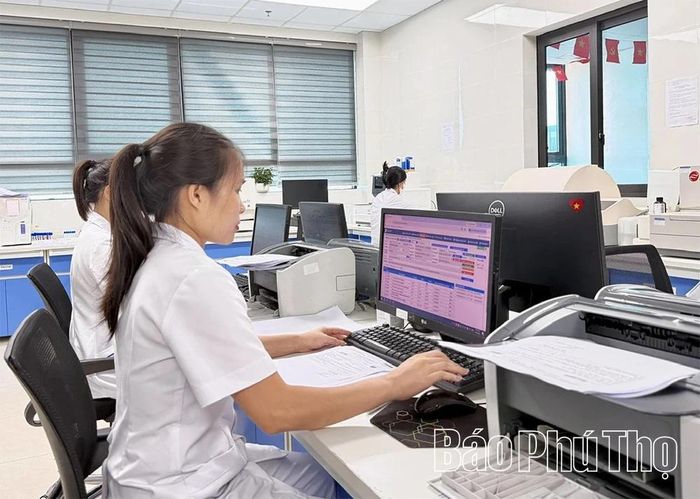 Kết quả khám chữa bệnh của người dân đều được số hóa trên bệnh án điện tử.