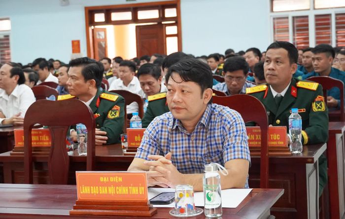 Các đại biểu tham dự buổi lễ - Ảnh: X.P