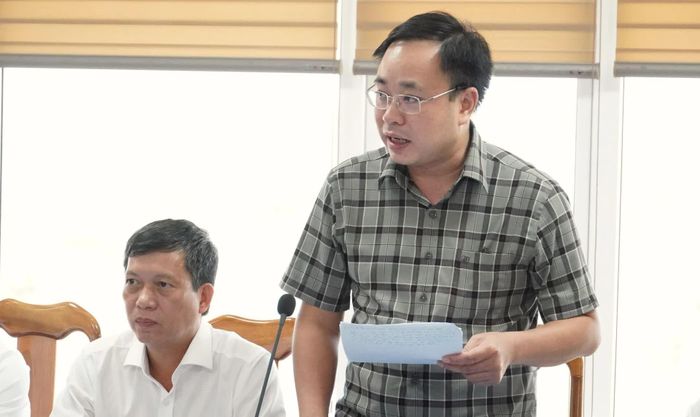 Đại diện lãnh đạo các sở, ngành phát biểu tại buổi làm việc - Ảnh: Q.V