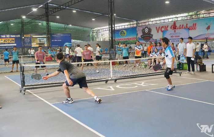 Các vận động viên tham gia tranh tài môn Pickleball.