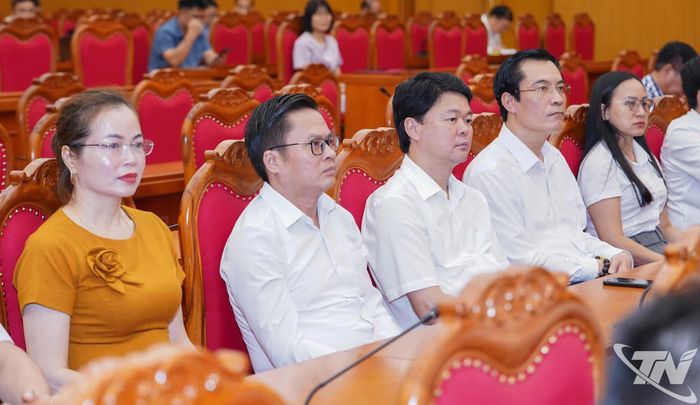 Các đại biểu dự Hội nghị