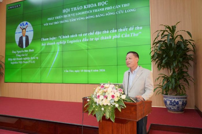 Ông Nguyễn Đức Bình, Tổng Thư ký Hiệp hội doanh nghiệp dịch vụ logistics Việt Nam (VLA) đề xuất các giải pháp liên quan tới chính sách và cơ chế đặc thù cần thiết để thu hút doanh nghiệp Logistics đầu tư tại thành phố Cần Thơ.