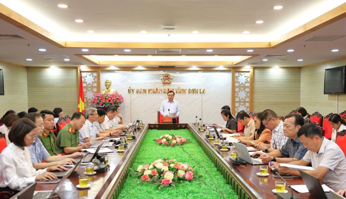 Quang cảnh buổi làm việc. Ảnh: Huyền Trăng