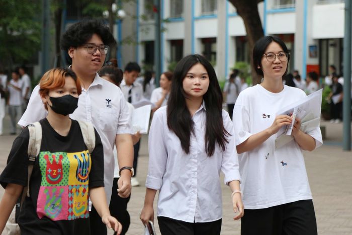 Sáng mai 12/6, thí sinh sẽ dự thi 2 môn tự chọn, mỗi môn trong thời gian 50 phút. Ảnh: An Nhiên