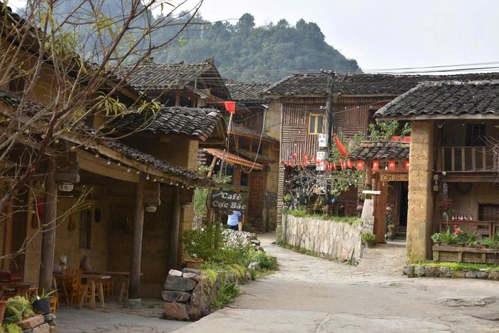 Một góc homestay tại thôn Lô Lô Chải.
