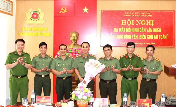 Các mô hình đảm bảo an ninh biên giới ra đời đã củng cố thêm tuyến thành trì nơi phên dậu của Tổ quốc.