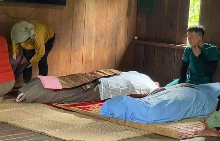 Người thân cùng chính quyền địa phương đang tổ chức hậu sự cho nạn nhân.