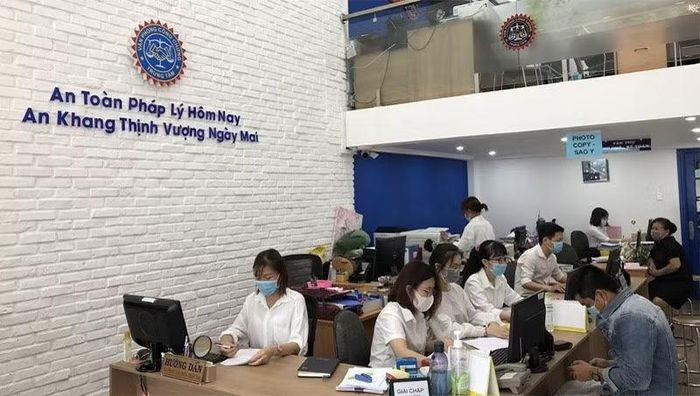 Ngành công chứng đang đẩy mạnh chuyển đổi số để phục vụ người dân.