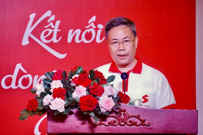 PGS.TS Nguyễn Hà Thanh, Viện trưởng Viện Huyết học - Truyền máu Trung ương, Trưởng Ban tổ chức Hành trình Đỏ phát biểu ý kiến.