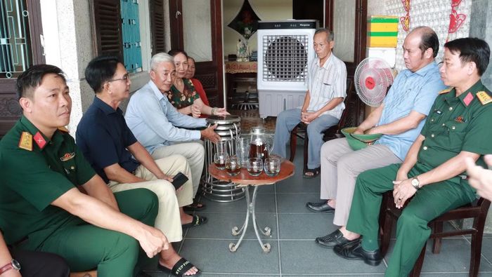 Lãnh đạo UBND TP Huế và Bộ Chỉ huy Quân sự TP Huế nắm thông tin từ nhân chứng và người dân.