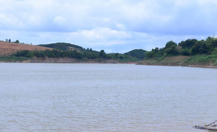 Hồ thủy điện Đại Ninh.