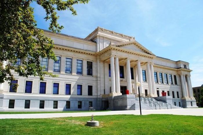 Trường Đại học Utah nơi Bùi Tường Phong hoàn thành đề tài tiến sĩ năm 1973.