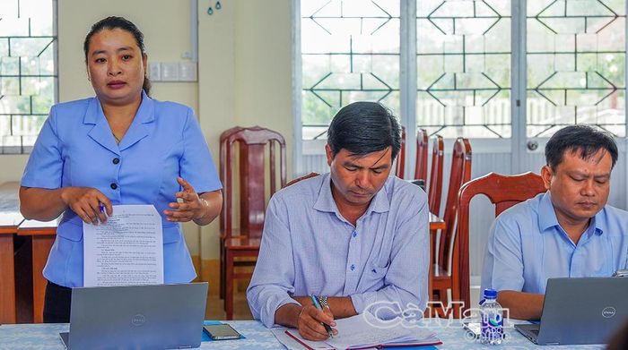 Đồng chí Quách Cẩm Tú, Chủ tịch Ủy ban MTTQ Việt Nam xã U Minh, nhấn mạnh vai trò của công tác mặt trận trong thực hiện quy chế dân chủ ở cơ sở.