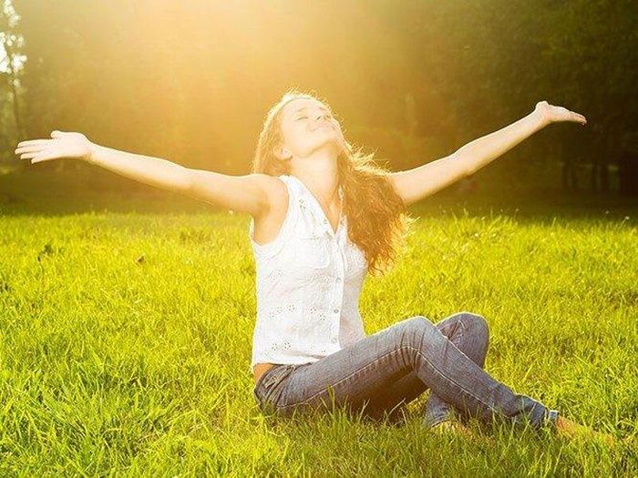 Tiếp xúc với ánh nắng buổi sáng giúp điều hòa đồng hồ sinh học