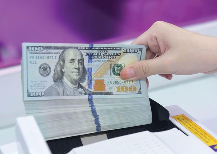 Tỷ giá ngoại tệ ngày 11/6: USD bán ra 26.410 đồng/USD, Euro vượt 31.100 đồng, bảng Anh tiến sát 35.800 đồng. Ảnh minh họa