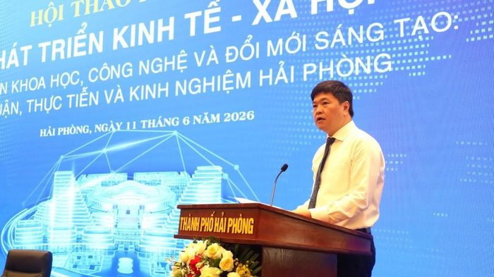 Đồng chí Hoàng Minh Cường, Ủy viên Thành ủy, Phó Chủ tịch UBND thành phố Hải Phòng phát biểu khai mạc Hội thảo.