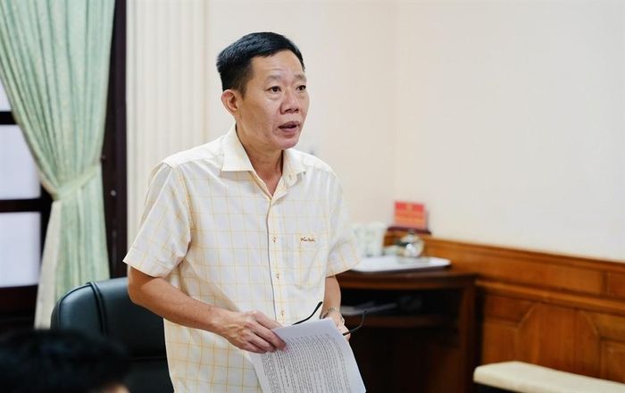 Phó Chủ tịch UBND thành phố Hà Văn Tuấn phát biểu chỉ đạo tại cuộc họp
