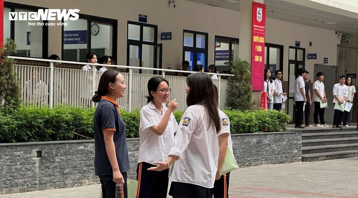 Phần lớn các em mang tâm trạng thoải mái cho môn thi đầu tiên.