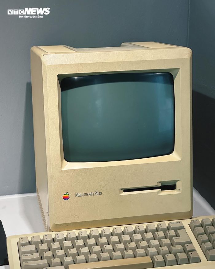 Một mẫu máy của dòng Macintosh. (Ảnh: Mạnh Hùng)