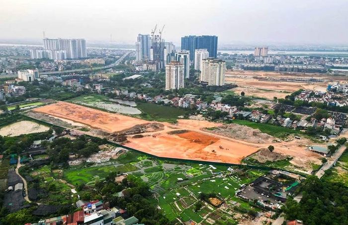Luật Thủ đô năm 2026 tạo cơ chế đặc thù để Hà Nội phát triển mô hình đô thị theo định hướng TOD. Trong ảnh: Khu đề pô Xuân Đỉnh của tuyến đường sắt đô thị số 2 (Nam Thăng Long - Trần Hưng Đạo) đang được thi công. Ảnh: Trọng Tài