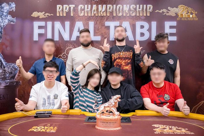 Hình ảnh người nước ngoài tham gia giải đấu. Ảnh: Fanpage Royal Poker Club Hanoi
