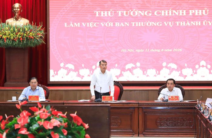 Thủ tướng Chính phủ Lê Minh Hưng phát biểu quán triệt các nội dung làm việc với Ban Thường vụ Thành ủy Hà Nội. Ảnh Quang Thái