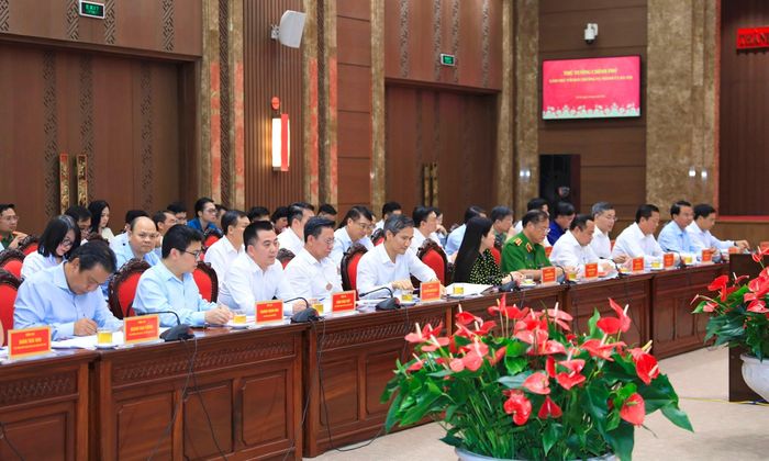 Các đại biểu tham dự buổi làm việc của Thủ tướng Chính phủ Lê Minh Hưng với Ban Thường vụ Thành ủy Hà Nội. Ảnh: Quang Thái