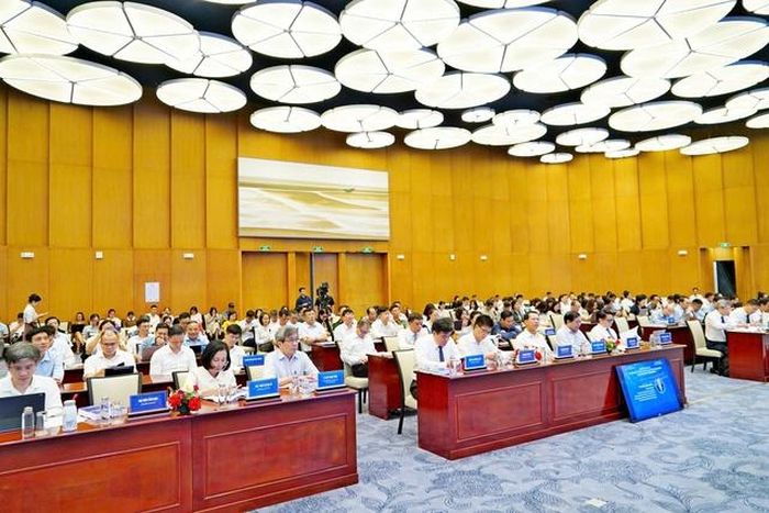 Các đại biểu tham dự hội thảo khoa học.