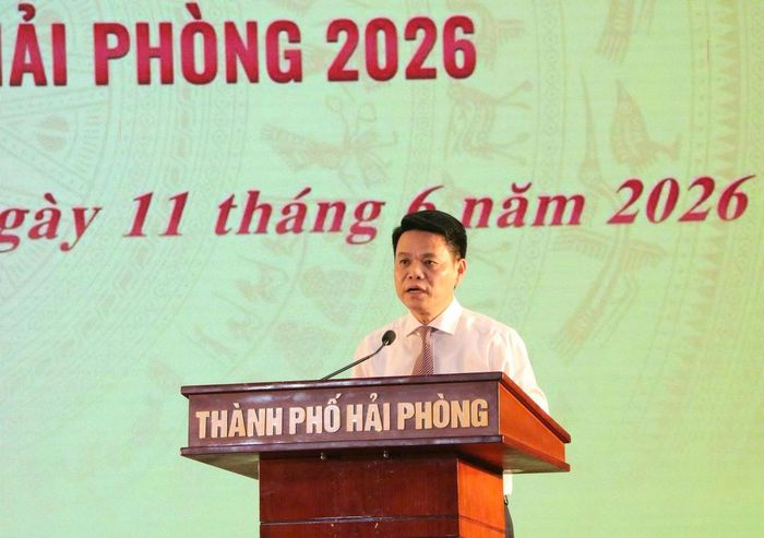 Bí thư Thành ủy Hải Phòng Lê Ngọc Châu phát biểu tại hội nghị.