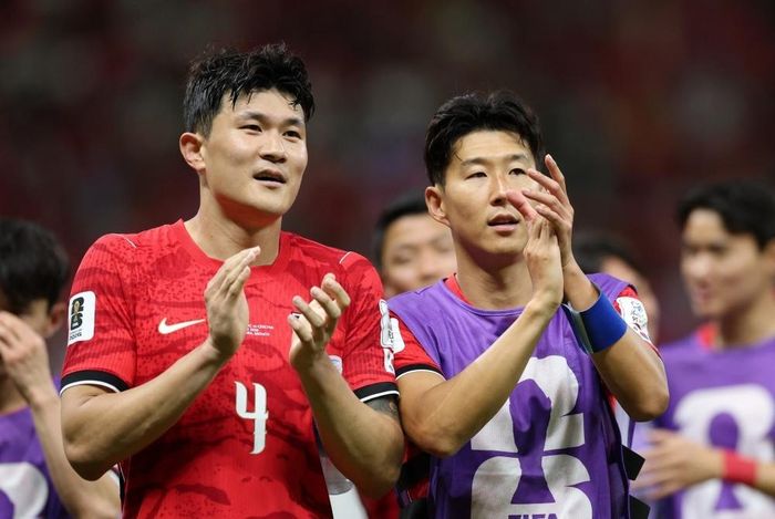 Hàn Quốc bảo vệ cách biệt mong manh và có 3 điểm đầu tiên ở World Cup.