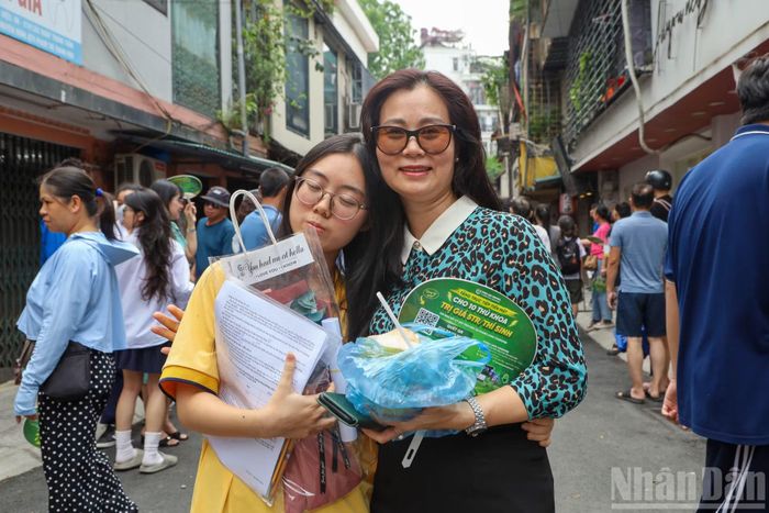 Khoảng 1,2 triệu sĩ tử trên cả nước vừa hoàn thành một cột mốc vô cùng quan trọng trong hành trình học tập.