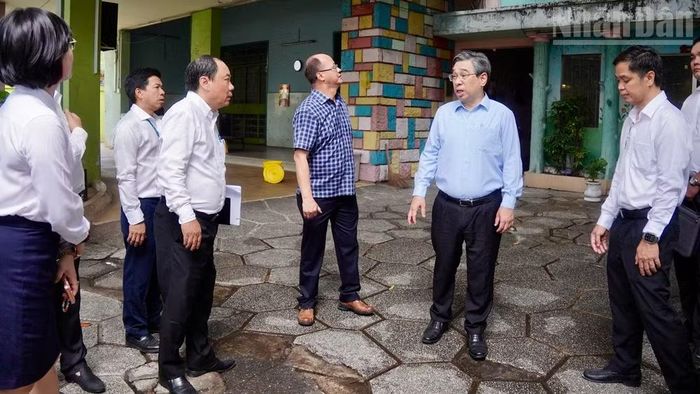 Khảo sát tại cơ sở trường học mầm non dôi dư.