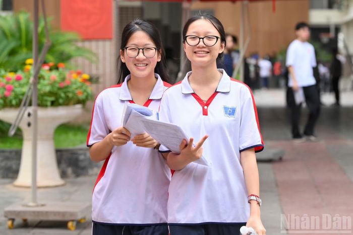 Chặng đường ấy, luôn có sự sát cánh của những người bạn thân thiết.