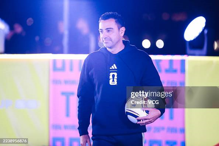 Xavi chưa được Barcelona chào đón trở lại. Ảnh: Getty