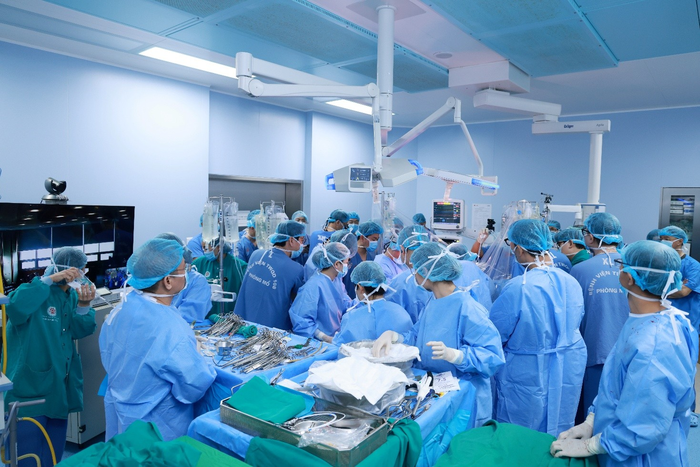 Toàn cảnh phòng phẫu thuật lấy đa mô-tạng tại Bệnh viện Trung ương Quân đội 108 ngày 30 Tết Giáp Thìn (năm 2024).