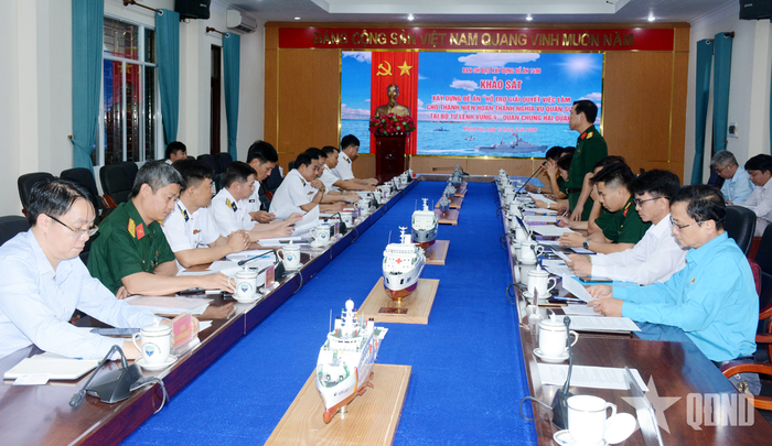  Quang cảnh buổi khảo sát.