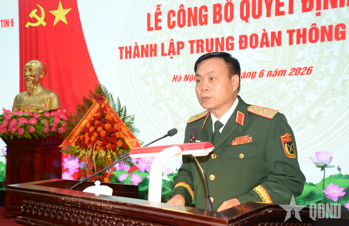 Thiếu tướng Nguyễn Hồng Phong phát biểu chỉ đạo tại buổi lễ.