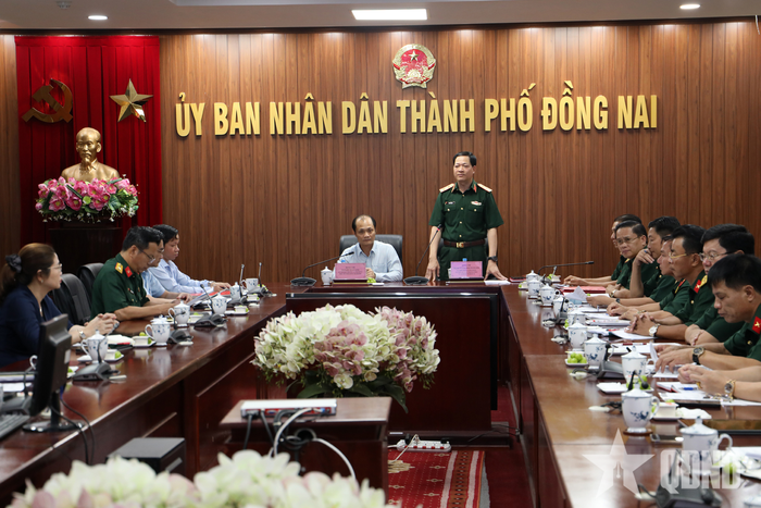 Buổi làm việc giữa lãnh đạo Quân đoàn 34 và TP Đồng Nai.