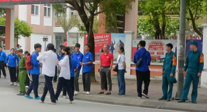 Môn lịch sử có thí sinh đăng ký nhiều nhất trong tổ hợp khoa học xã hội. Ảnh Bình Nguyên